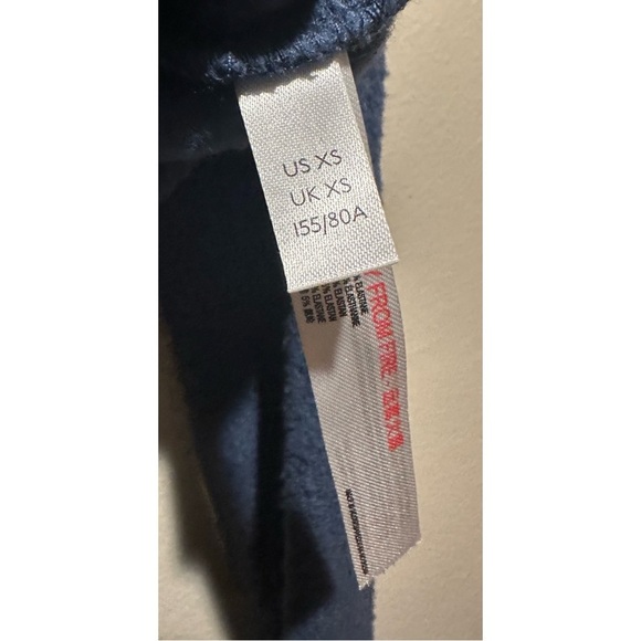 Out From Under Women’s Long Sleeve Wrap Crop Top Size XS‎ - Navy - Picture 4 of 5